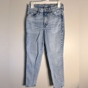 High Rise O.G. Straight Woman’s Jeans 😋